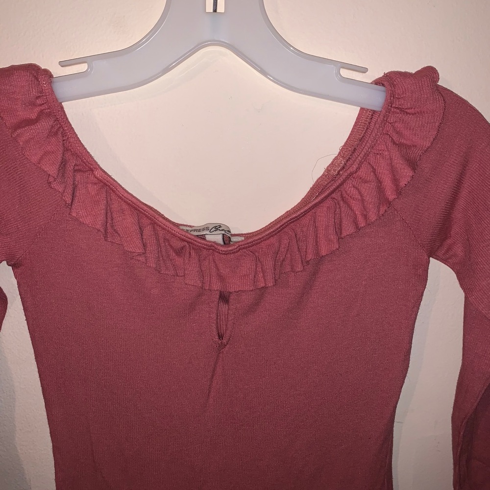 Off the shoulder ruffle top